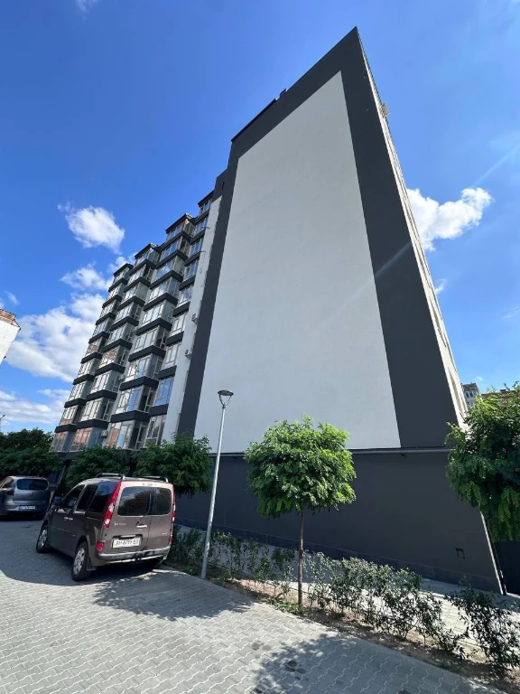 Продаж 2 км квартири по вул. Миру