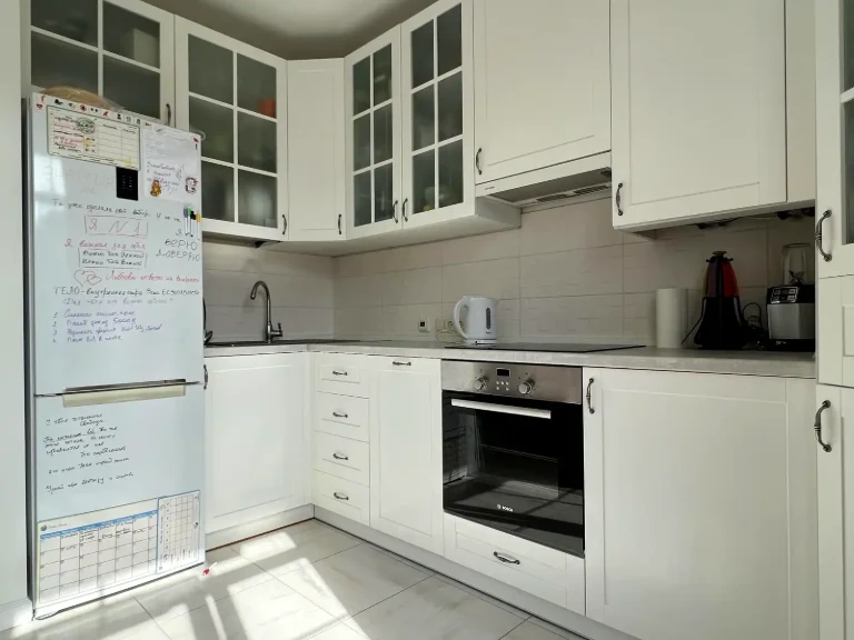 Оренда квартири 3-кімн. 67 м² 2/6 пов.