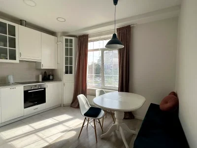 Оренда квартири 3-кімн. 67 м² 2/6 пов.