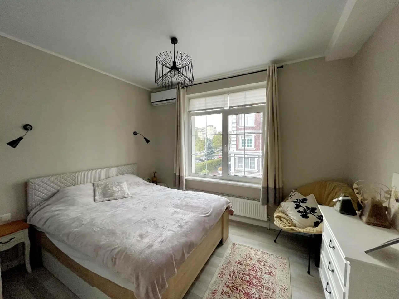 Оренда квартири 3-кімн. 67 м² 2/6 пов.