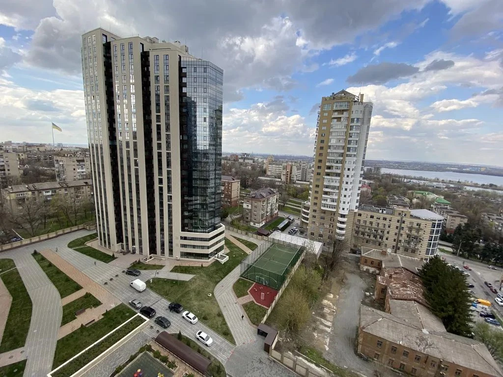 Продам 3-кімнатну квартиру, Нагорний, ЖК Panorama