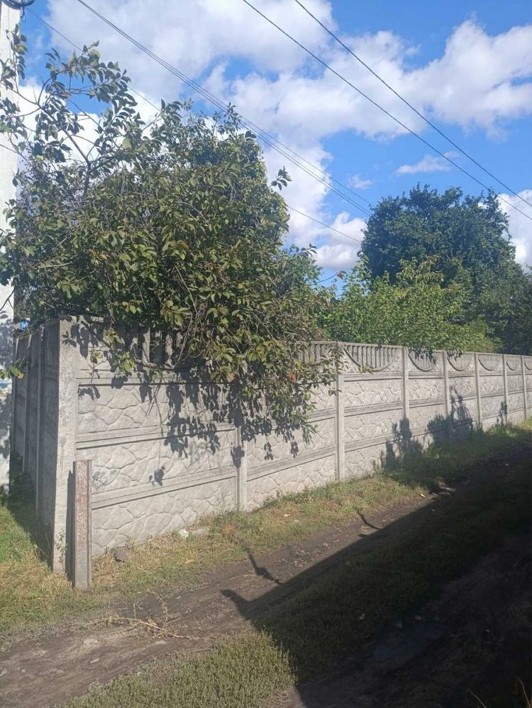 Продам жилой ДОМ  в АНД районе + земля 4,4 сотки (р-н ул. Ро