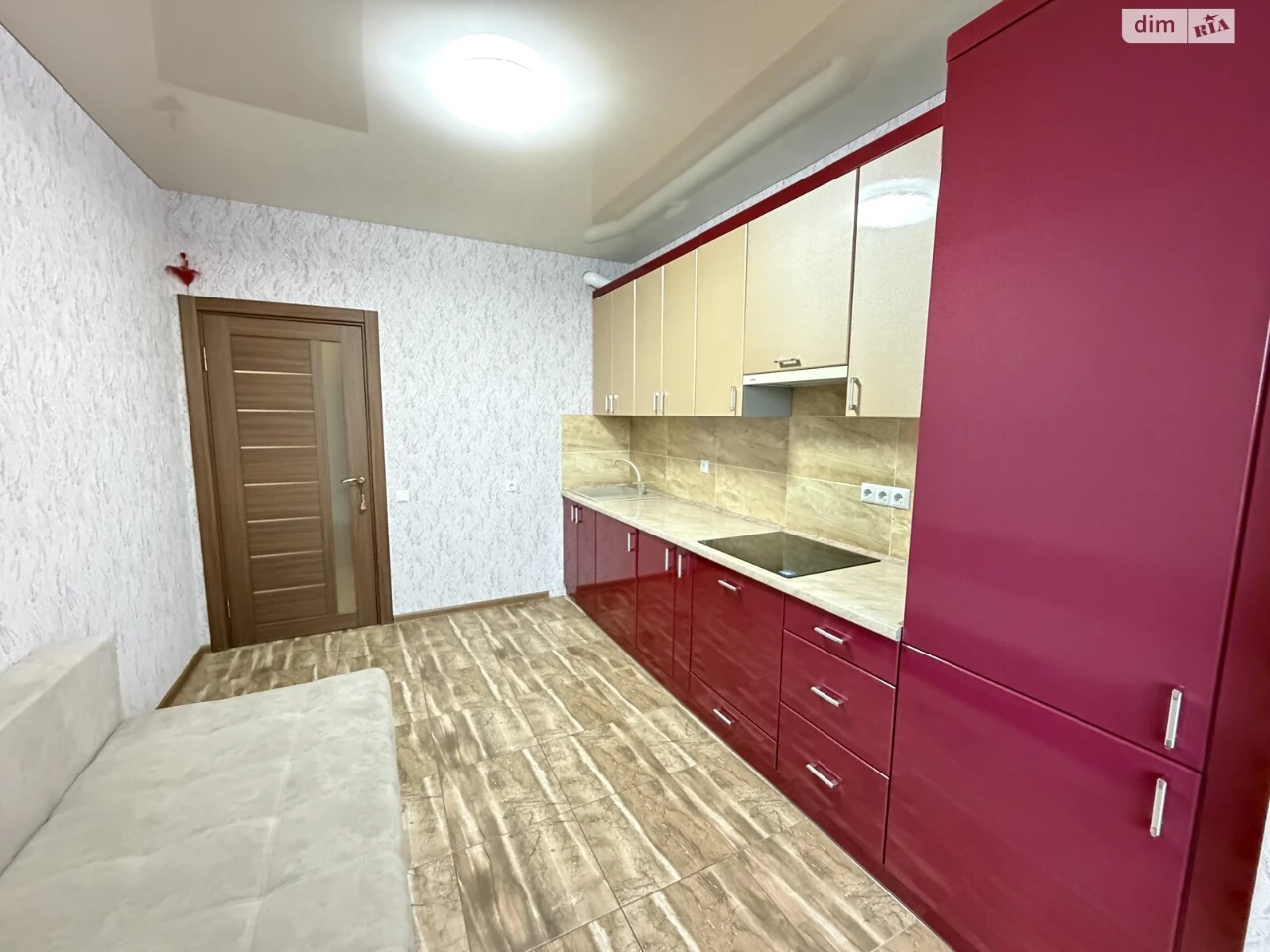 Продаж Квартира Озерна