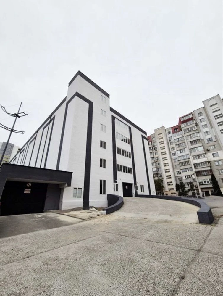 Гараж, паркінг пров. Тобілевича, 4 на -1 поверсі) ВЛАСНИК