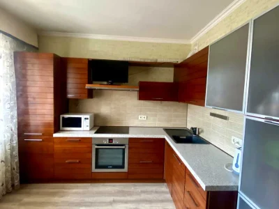 Квартира. Київ, Урлівська вул.