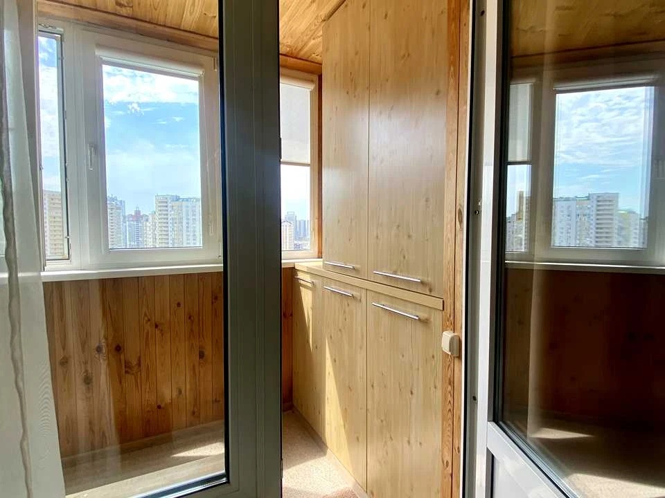 Квартира. Київ, Урлівська вул.