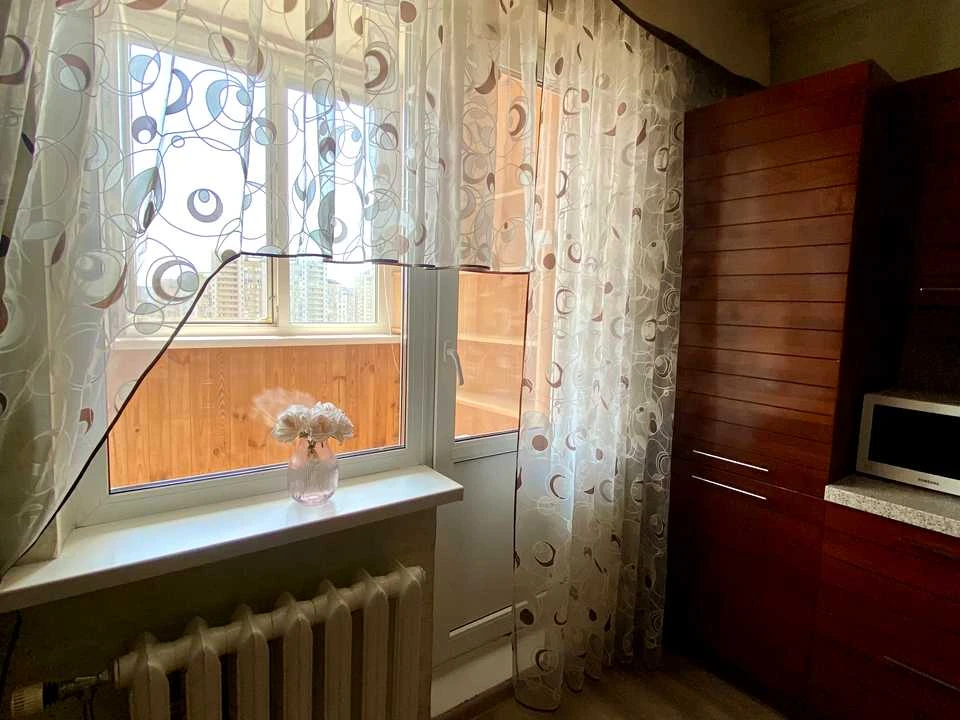 Квартира. Київ, Урлівська вул.