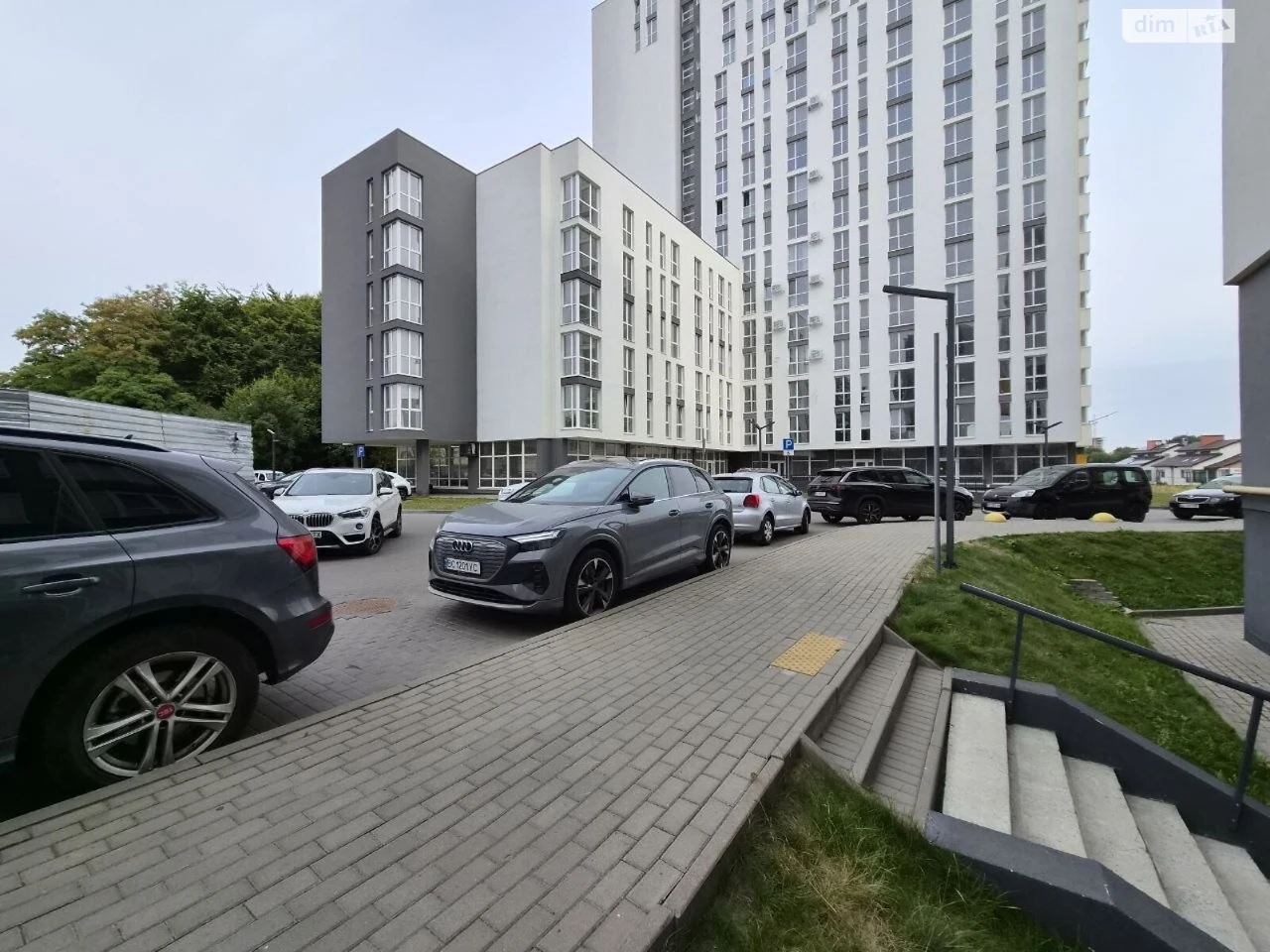 Продаж Квартира Наукова