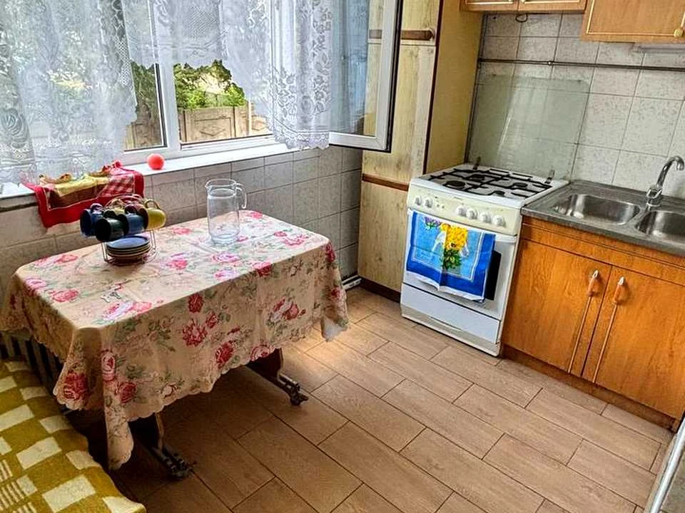Apartment. Kharkiv, Voskresenska Street.