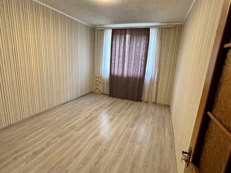 Apartment. Kharkiv, Voskresenska Street.