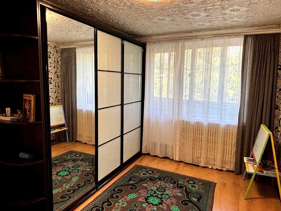 Apartment. Kharkiv, Voskresenska Street.