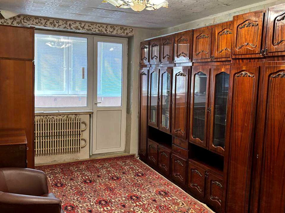 Apartment. Kharkiv, Voskresenska Street.