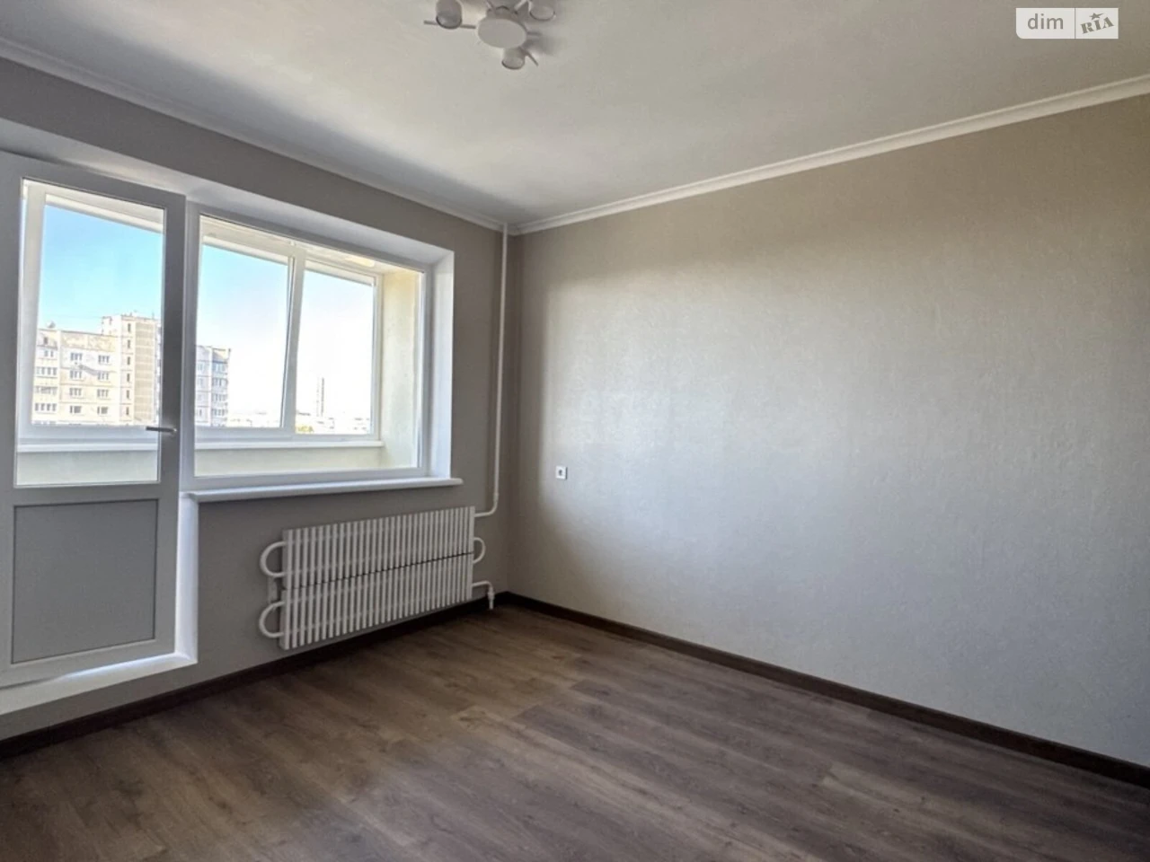 Продаж Квартира 337-ий мікрорайон
