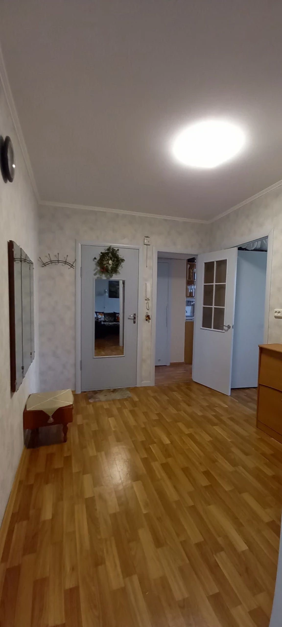 Трикімнатна квартира 68 м.кв. Мікрорайон "Митниця"
