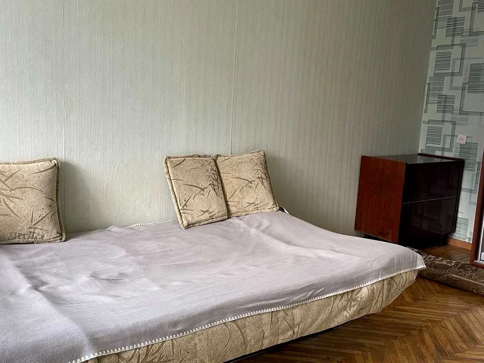 Квартира. Київ, Ялтинська вул.