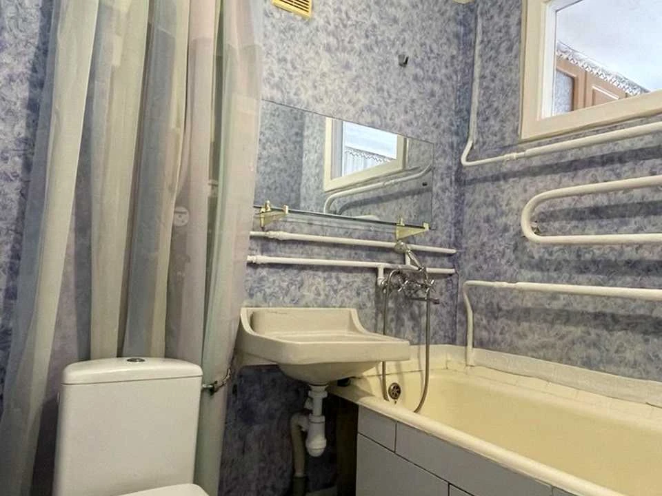 Квартира. Київ, Ялтинська вул.