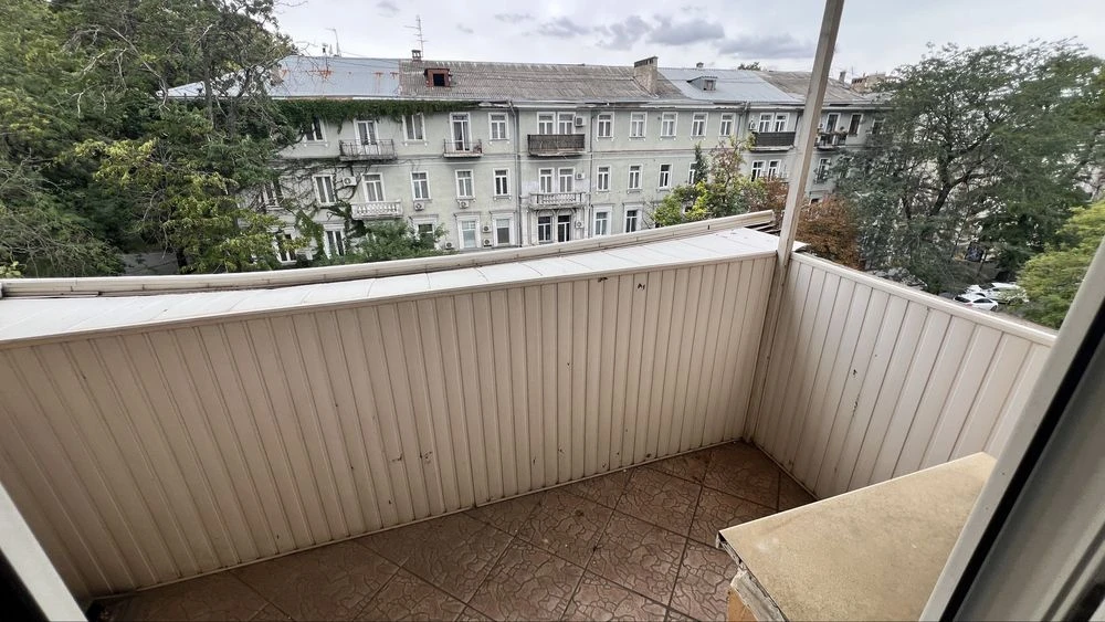 Комфортна квартира центрі міста горсад