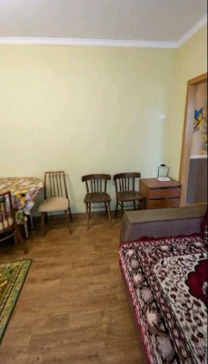 Продам 3 квартиру с ремонтом, сталинка, Холодная Гора