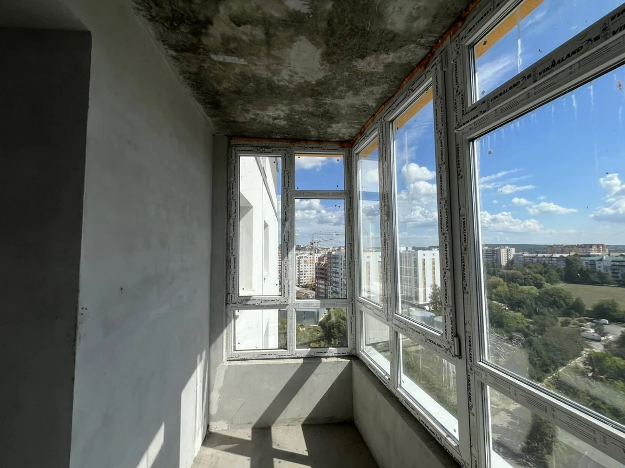 2Кімнатна +Є ТЕХ ПОВЕРХ| 75 М2 | ВИСТАВКА 42654 R012