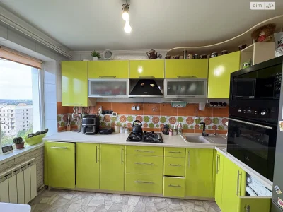 Продаж Квартира Космонавтів