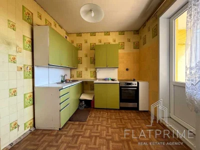 Квартира. Київ, Новаторів вул.