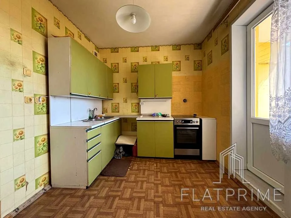 Квартира. Київ, Новаторів вул.