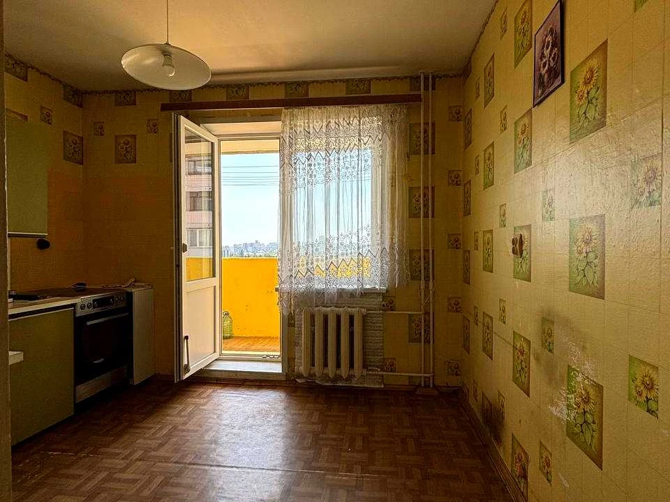 Квартира. Київ, Новаторів вул.