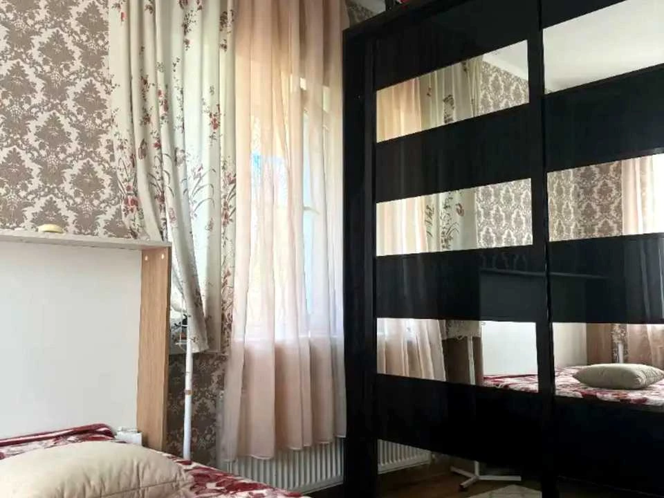 Будинок. Дніпро, Змагання вул.