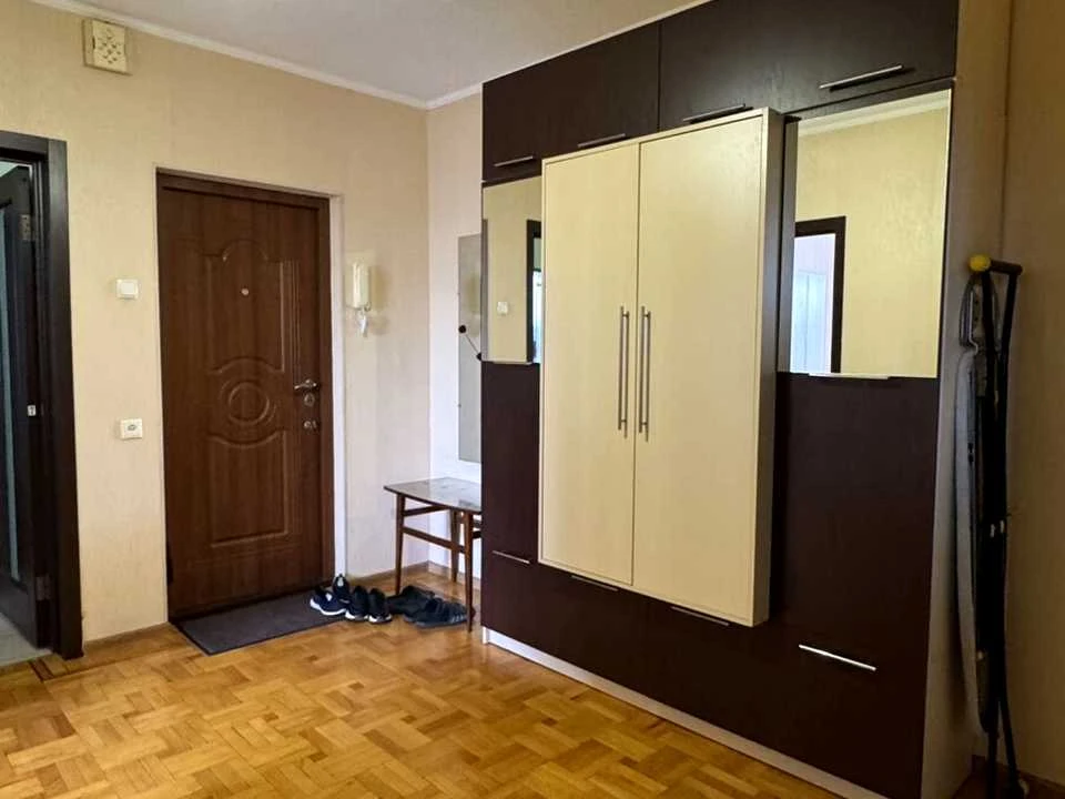 Квартира. Харків, Нескорених вул.