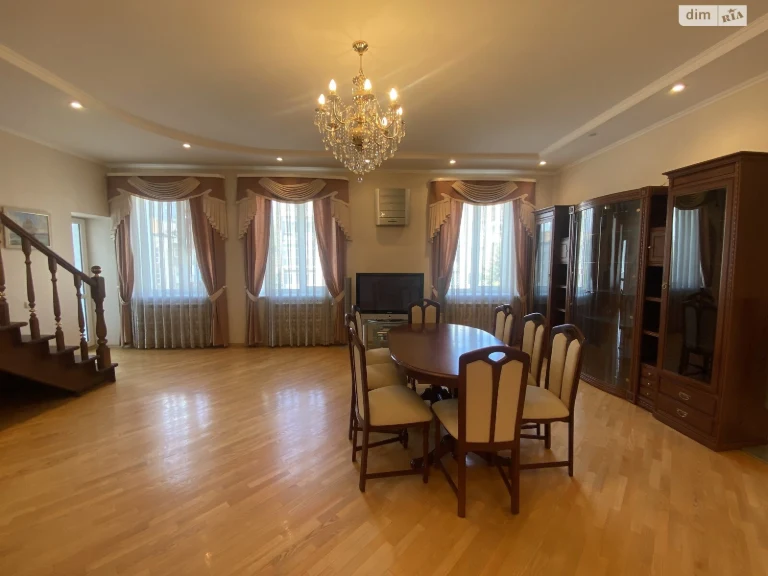 Продаж Квартира Центр