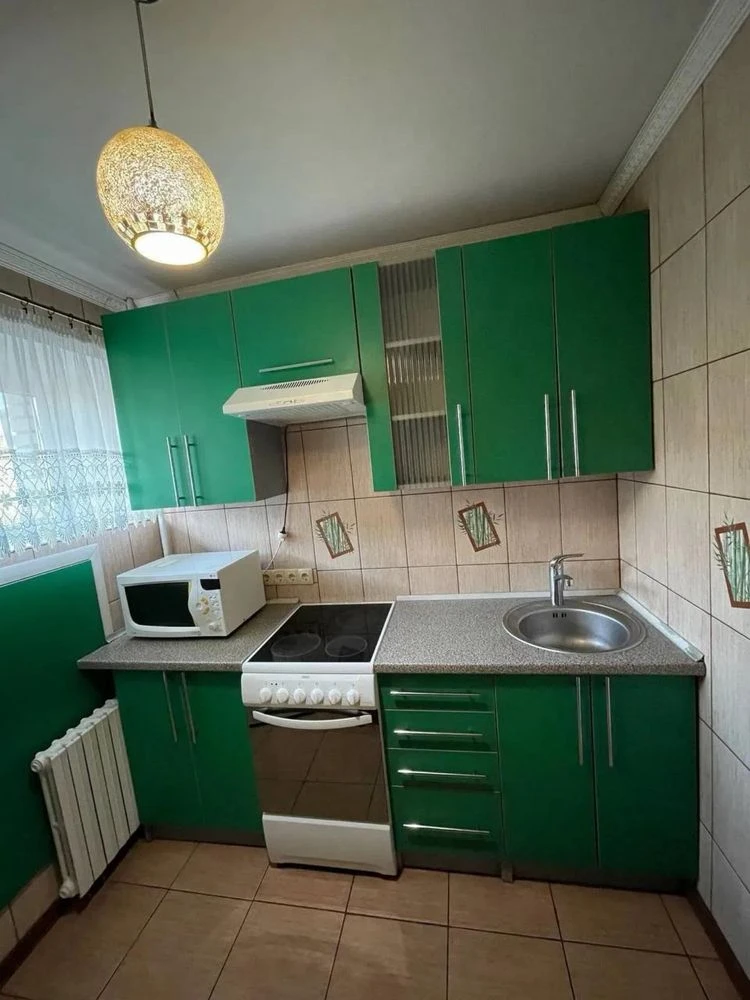 Продаж 1 кімн. квартира 30 м²  6/9 ц.вул.Кошиця 60000$
