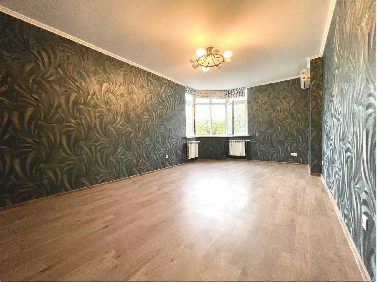 Продаж квартири 84 м² вул.Перемишильська 2г в ЖК Паркова Веж