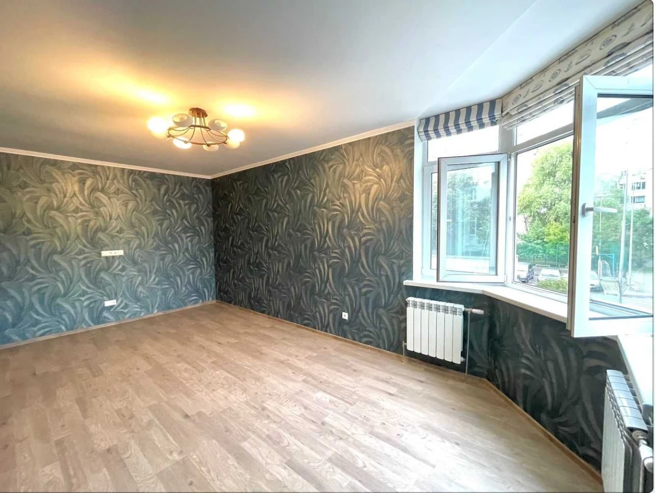 Продаж квартири 84 м² вул.Перемишильська 2г в ЖК Паркова Веж