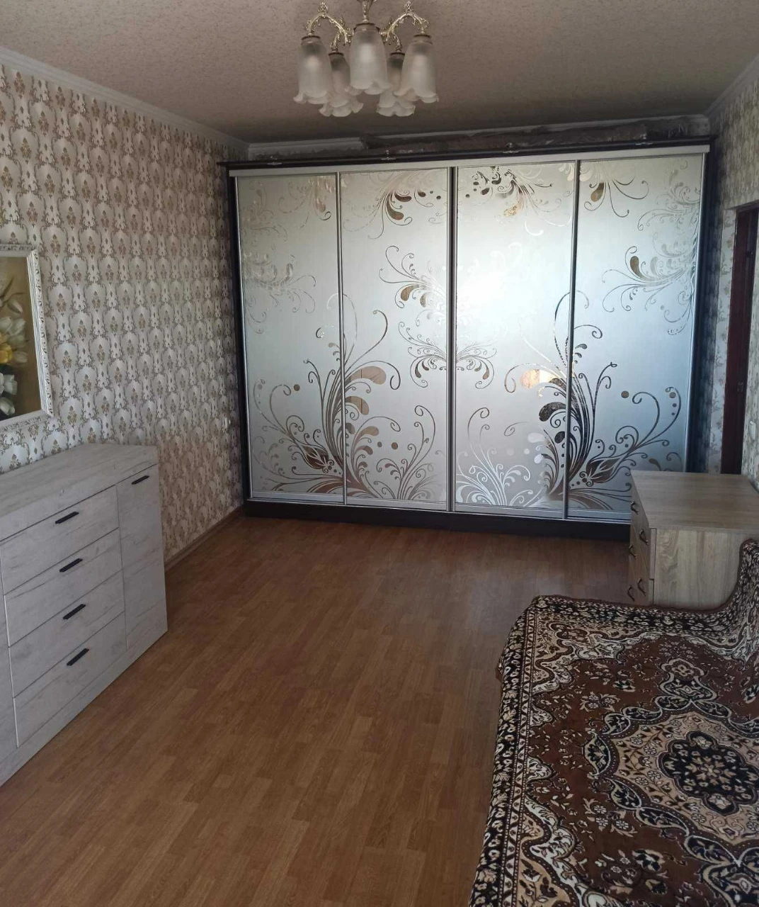 Продаж від власника, без %  2-к квартири 58.9 м кв  біля м Т