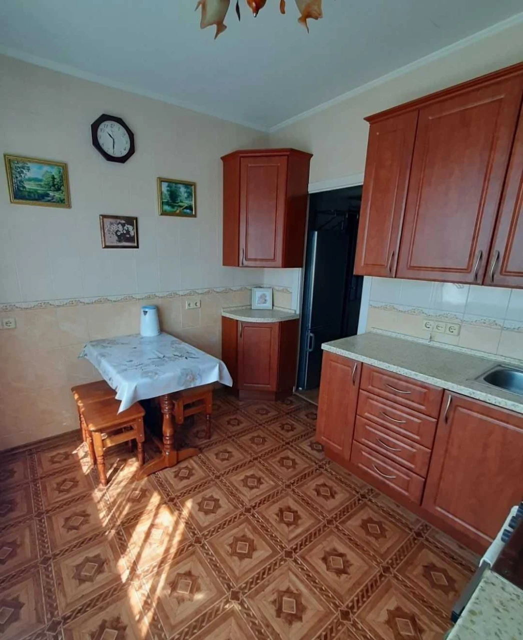 Продаж від власника, без %  2-к квартири 58.9 м кв  біля м Т