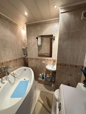 1к квартира вул. Райдужна 11