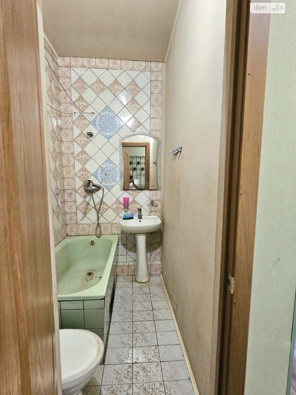 For sale Apartment in the village of Hertsena