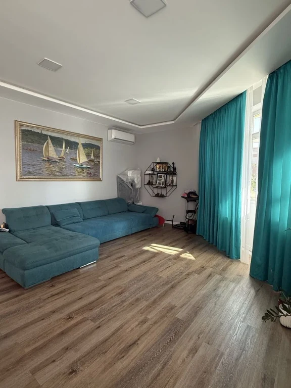 Здам ккватиру 120м2 ГЕНЕРАТОР ІНВЕРТОР! 2 поверх! Соломʼянсь