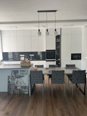 Здам ккватиру 120м2 ГЕНЕРАТОР ІНВЕРТОР! 2 поверх! Соломʼянсь