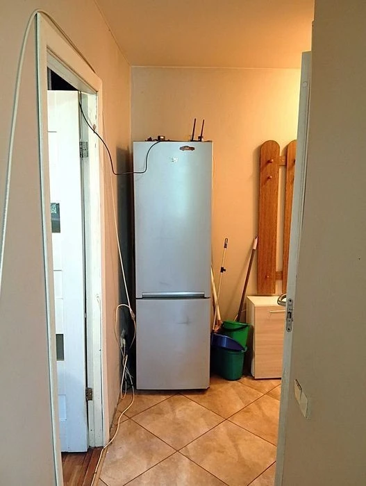 1-room, Troitsko-Kyrylivska St., Kurenivka
