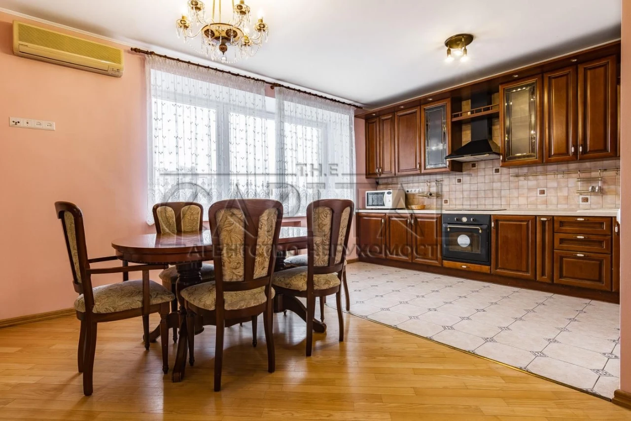 Продаж квартири, пр-т Володимира Івасюка, Оболонськи р-н