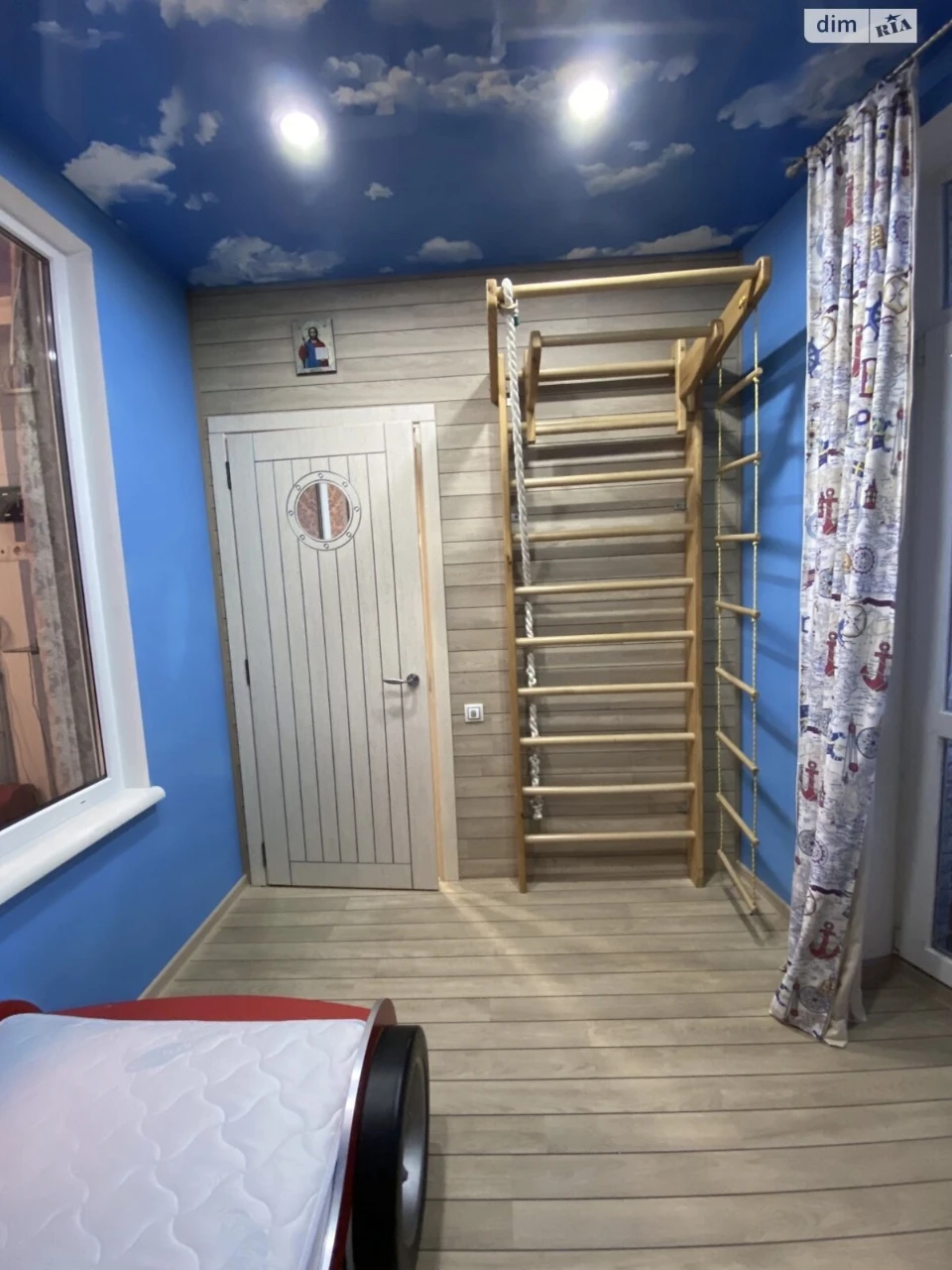 Продажа квартир Приморский.