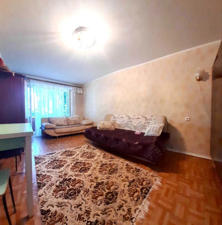 Продам 1 кімнатну—5 Фонтана/Адміральський проспект.