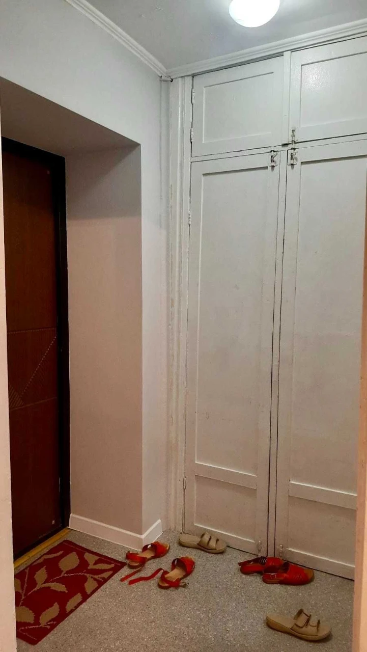 Продам 1 кімнатну—5 Фонтана/Адміральський проспект.