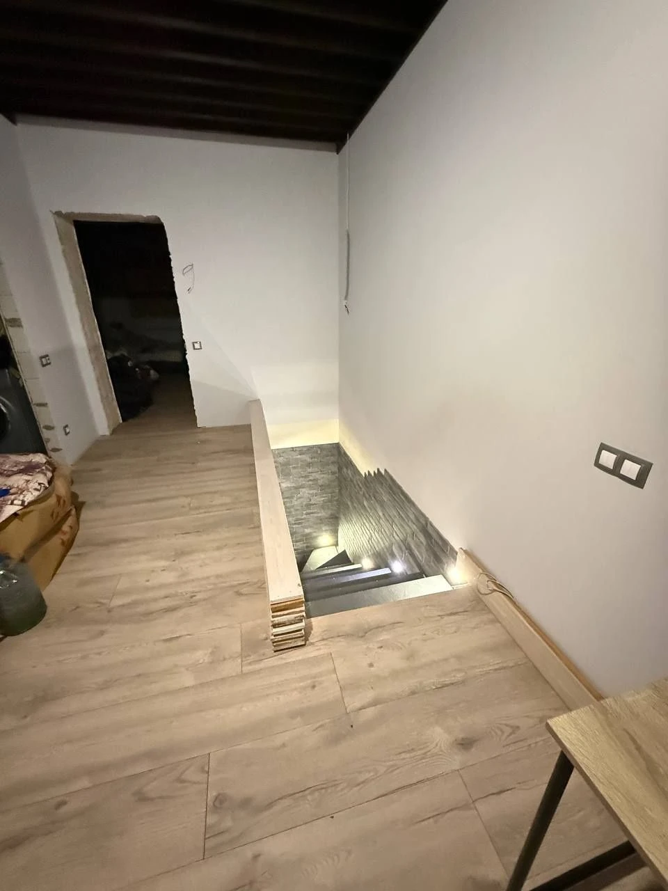 Продається простора 4-кімнатна дворівнева квартира 106 м² у
