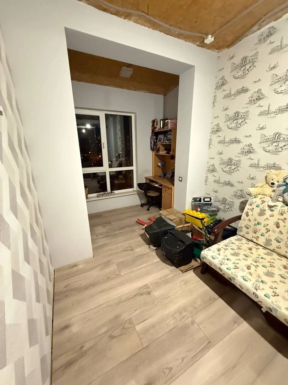 Продається простора 4-кімнатна дворівнева квартира 106 м² у