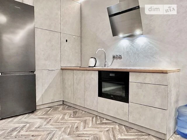 Sale of 2-room apartment 72.2 sq. m. on Mykoly Bazhana Ave. 16 • I