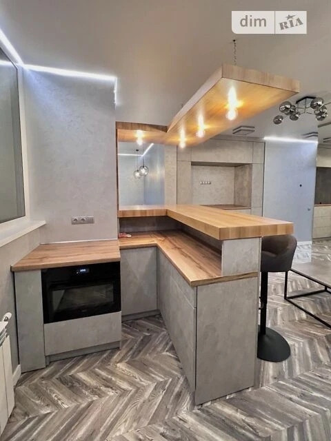 Sale of 2-room apartment 72.2 sq. m. on Mykoly Bazhana Ave. 16 • I