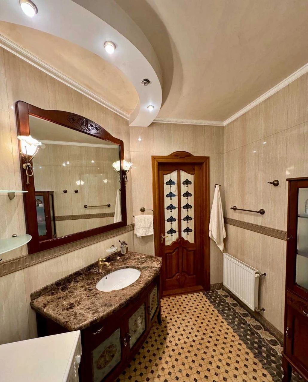 ПРОДАЖ 3-к. елітна квартира євроремонт 160м² вул.Тролейбусна