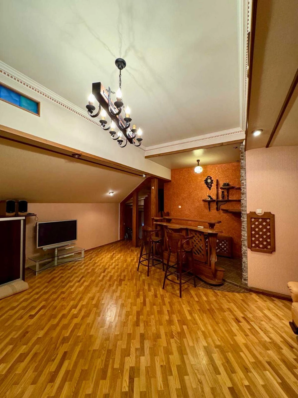 ПРОДАЖ 3-к. елітна квартира євроремонт 160м² вул.Тролейбусна